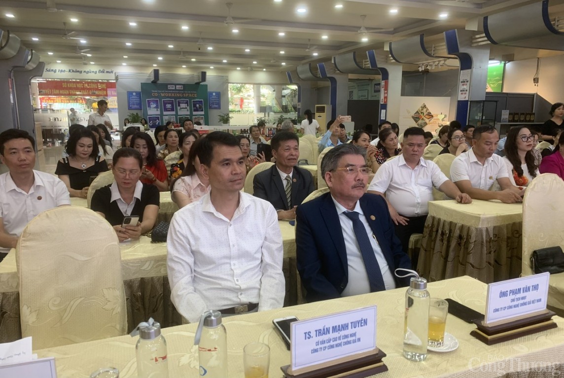 Công ty CP Công nghệ chống giả Việt Nam khai trương văn phòng tại Hải Phòng Công ty CP Công nghệ chống giả Việt Nam khai trương văn phòng tại Hải Phòng