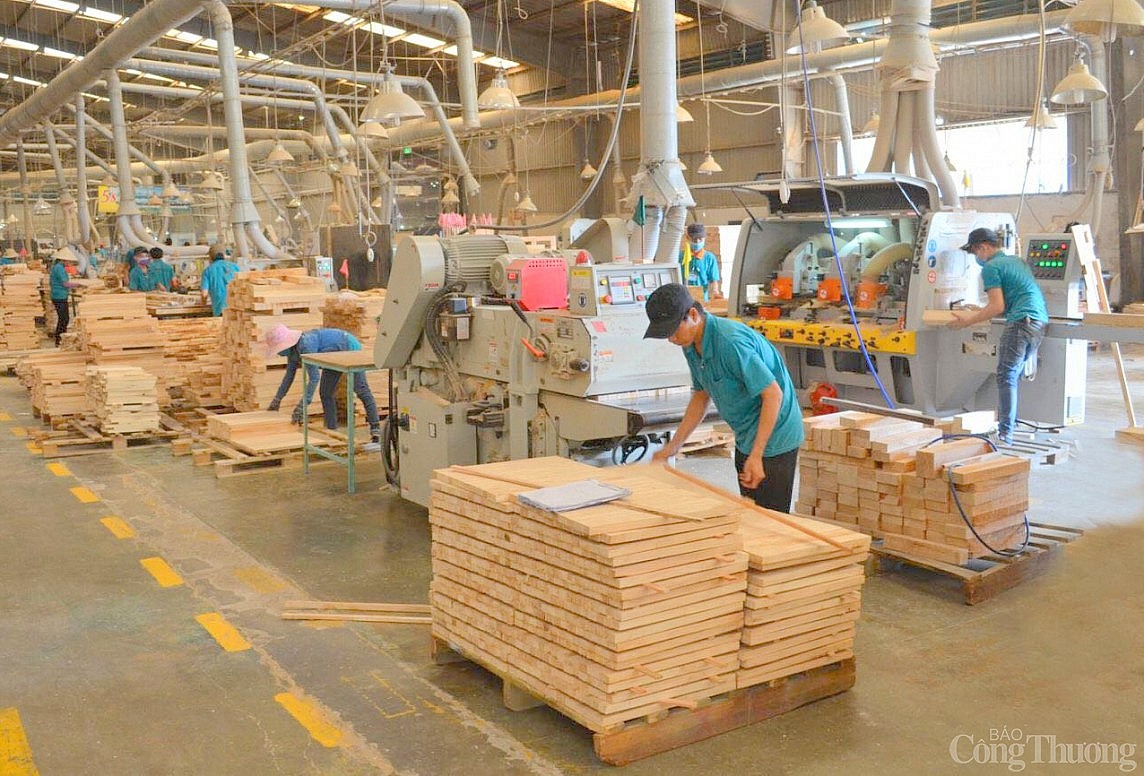 Đồng bộ nhiều giải pháp thúc đẩy, mở rộng thị trường xuất khẩu