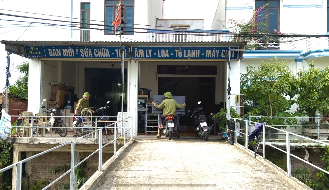 Vụ cưỡng chế cầu dân sinh tại Hải Dương: Người dân mong mỏi được giữ lại cầu để mưu sinh Vụ cưỡng chế cầu dân sinh tại Hải Dương: Người dân mong mỏi được giữ lại cầu để mưu sinh