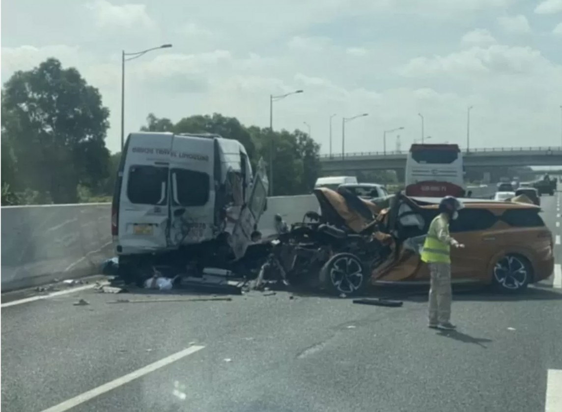 Hiện trường vụ va chạm ngày 11/7. Ảnh: Bảo Thoa. Hiện trường vụ va chạm ngày 11/7. Ảnh: Bảo Thoa.