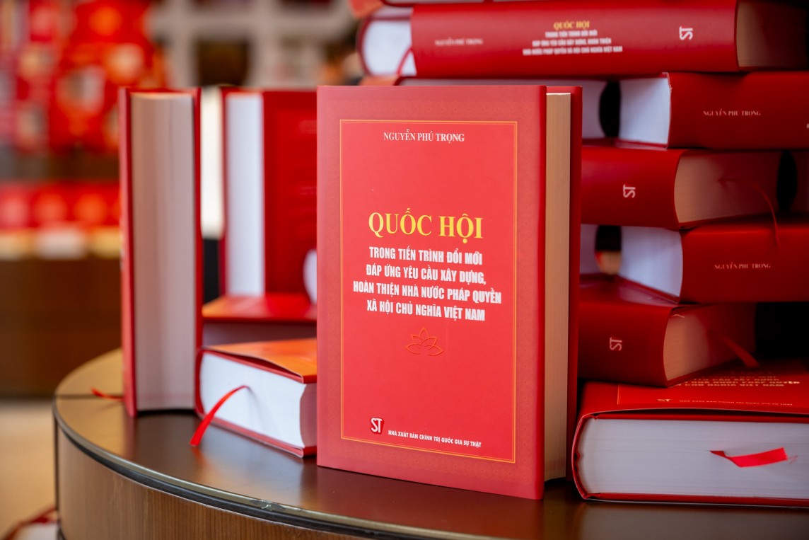 Ra mắt cuốn sách của Tổng Bí thư Nguyễn Phú Trọng về Quốc hội Ra mắt cuốn sách của Tổng Bí thư Nguyễn Phú Trọng về Quốc hội