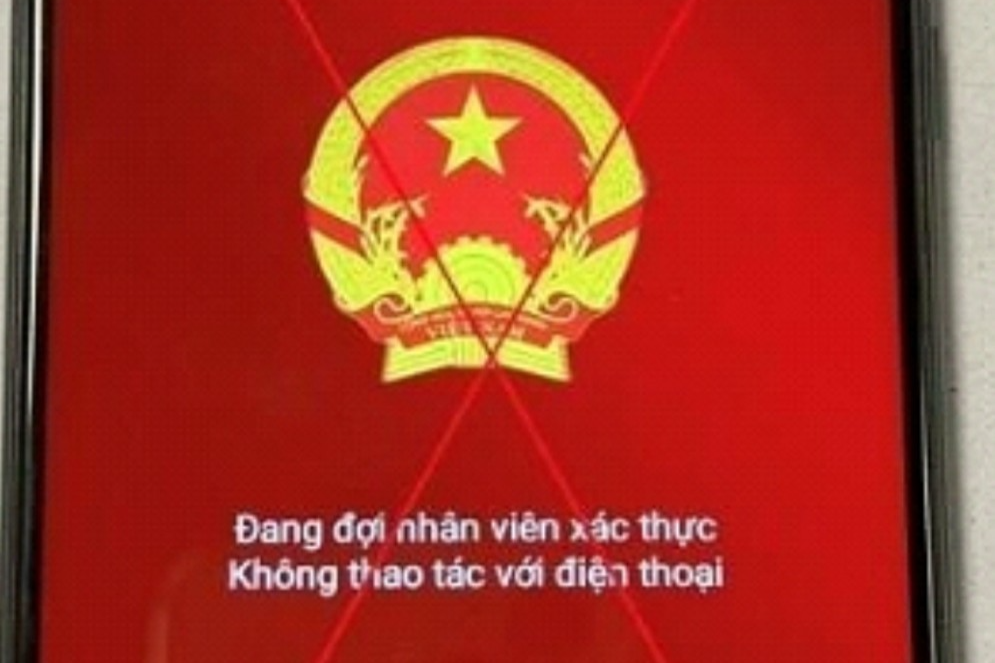 Hà Nội: Dính cú lừa của Công an 'dỏm', người phụ nữ bị thổi bay 500 triệu đồng