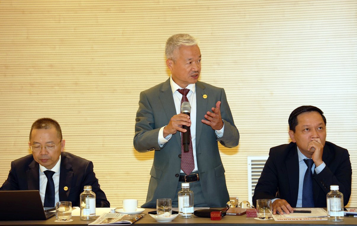 Bộ trưởng Nguyễn Hồng Diên chủ trì Hội nghị Tham tán Thương mại khu vực châu Âu Bộ trưởng Nguyễn Hồng Diên chủ trì Hội nghị Tham tán Thương mại khu vực châu Âu