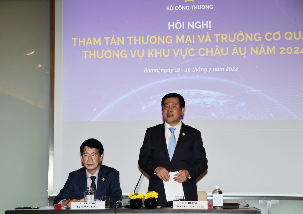 Bộ trưởng Nguyễn Hồng Diên chủ trì Hội nghị Tham tán Thương mại khu vực châu Âu Bộ trưởng Nguyễn Hồng Diên chủ trì Hội nghị Tham tán Thương mại khu vực châu Âu