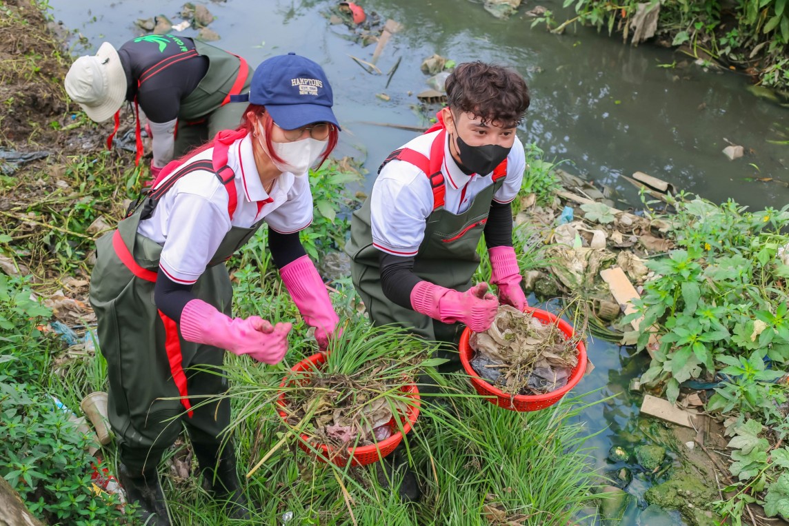 Di Động Việt tái khẳng định triết lý kinh doanh bằng chiến dịch mang giá trị đến cộng đồng Di Động Việt tái khẳng định triết lý kinh doanh bằng chiến dịch mang giá trị đến cộng đồng