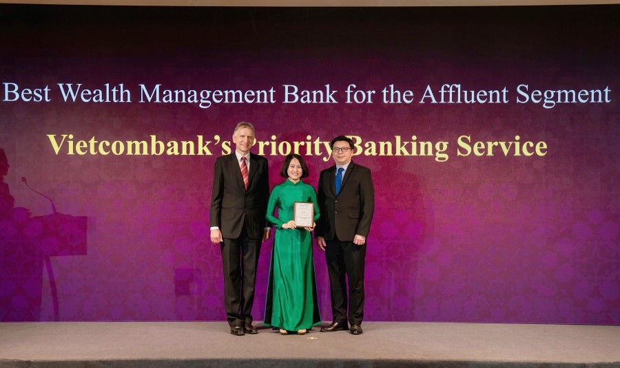 Vietcombank vinh dự nhận được 2 giải thưởng lớn của The Asian Banker Vietcombank vinh dự nhận được 2 giải thưởng lớn của The Asian Banker