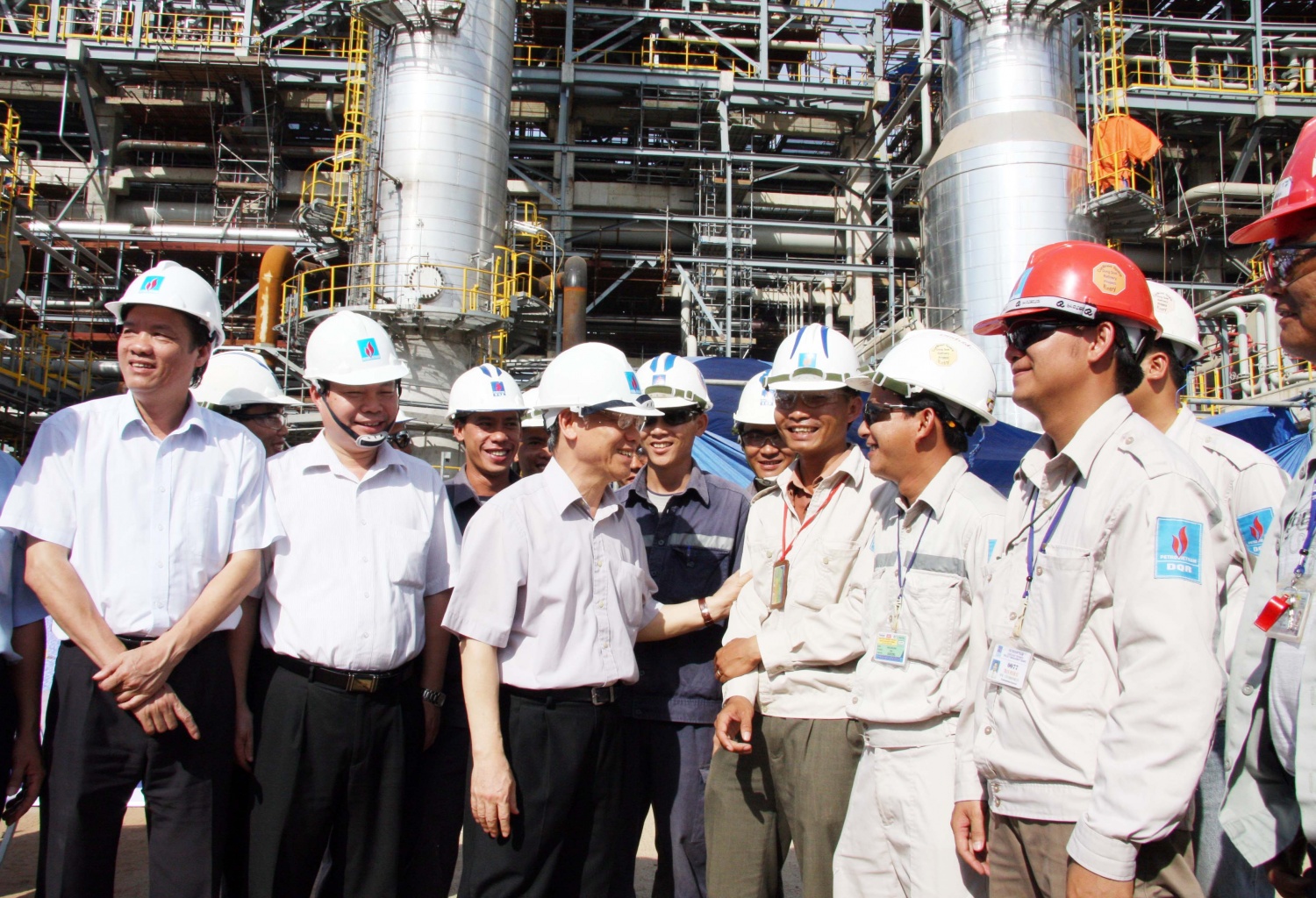 Tổng Bí thư Nguyễn Phú Trọng – Người dành sự quan tâm đặc biệt với ngành Dầu khí Tổng Bí thư Nguyễn Phú Trọng – Người dành sự quan tâm đặc biệt với ngành Dầu khí