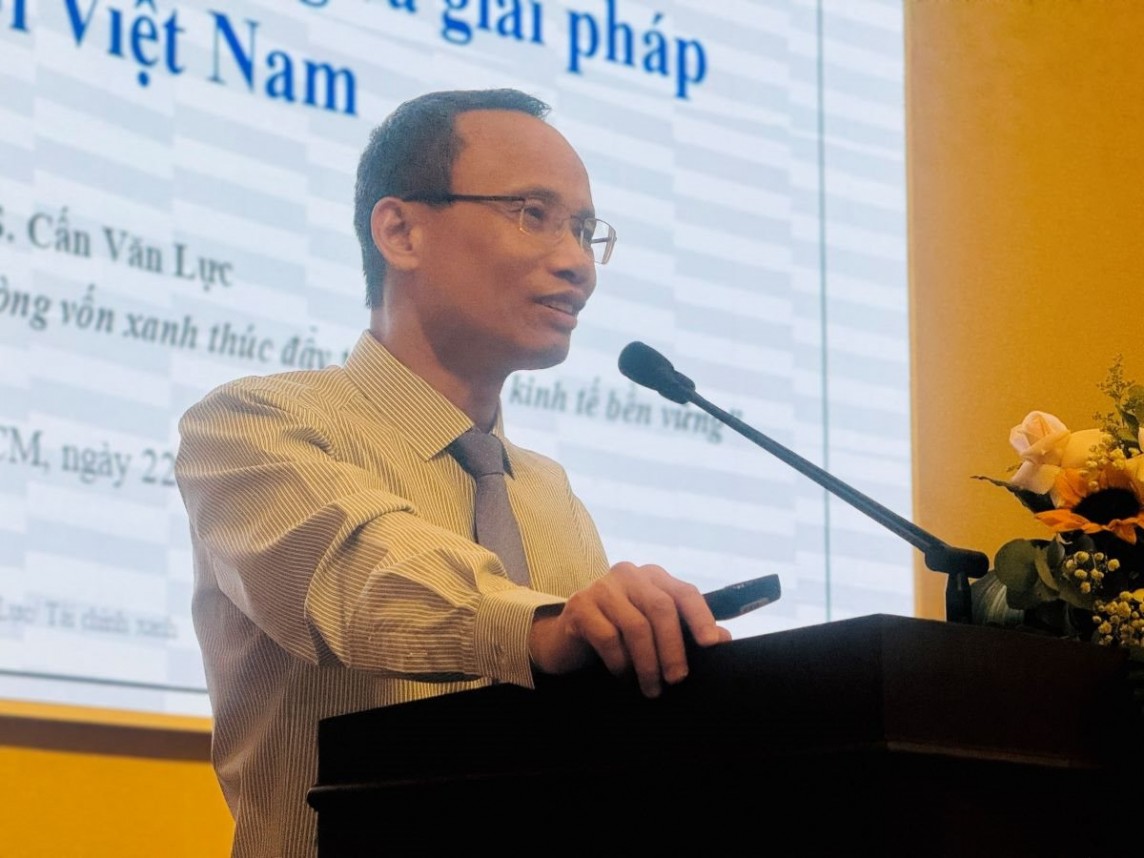 ến sĩ Cấn Văn Lực – Chuyên gia tài chính kinh tế, Thành viên Hội đồng Tư vấn Chính sách tài chính – tiền tệ Quốc gia cho rằng cần tập trung xanh hóa 5 lĩnh vực ưu tiên dòng vốn xanh tiến sĩ Cấn Văn Lực – Chuyên gia tài chính kinh tế, Thành viên Hội đồng Tư vấn Chính sách tài chính – tiền tệ Quốc gia cho rằng cần tập trung xanh hóa 5 lĩnh vực ưu tiên