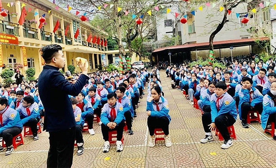 Ngăn chặn tác hại của thuốc lá đối với trẻ em là trách nhiệm của toàn xã hội Ngăn chặn tác hại của thuốc lá đối với trẻ em là trách nhiệm của toàn xã hội