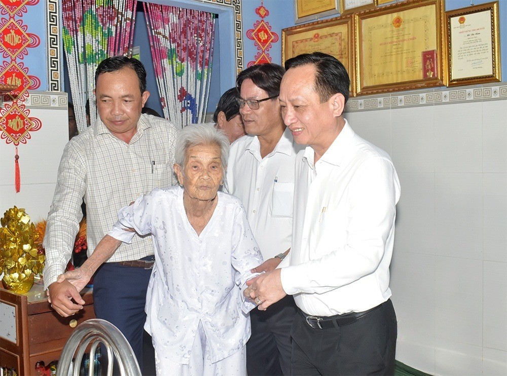 Bạc Liêu: Nhiều hoạt động kỷ niệm 77 năm Ngày Thương binh - Liệt sĩ Bạc Liêu: Nhiều hoạt động kỷ niệm 77 năm Ngày Thương binh - Liệt sĩ