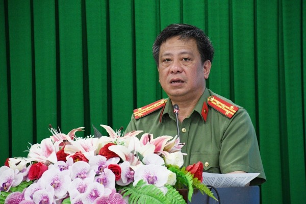 Trà Vinh: Giám đốc Công an tỉnh tiếp nhận hình ảnh vi phạm giao thông qua Zalo