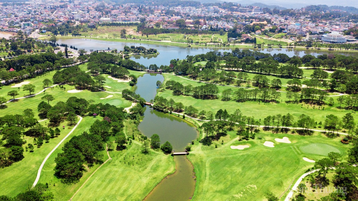 Lâm Đồng: Xử lý số tiền phạt về đất đai đối với chủ đầu tư sân Golf Đà Lạt ra sao? Lâm Đồng: Xử lý số tiền phạt về đất đai đối với chủ đầu tư sân Golf Đà Lạt ra sao?