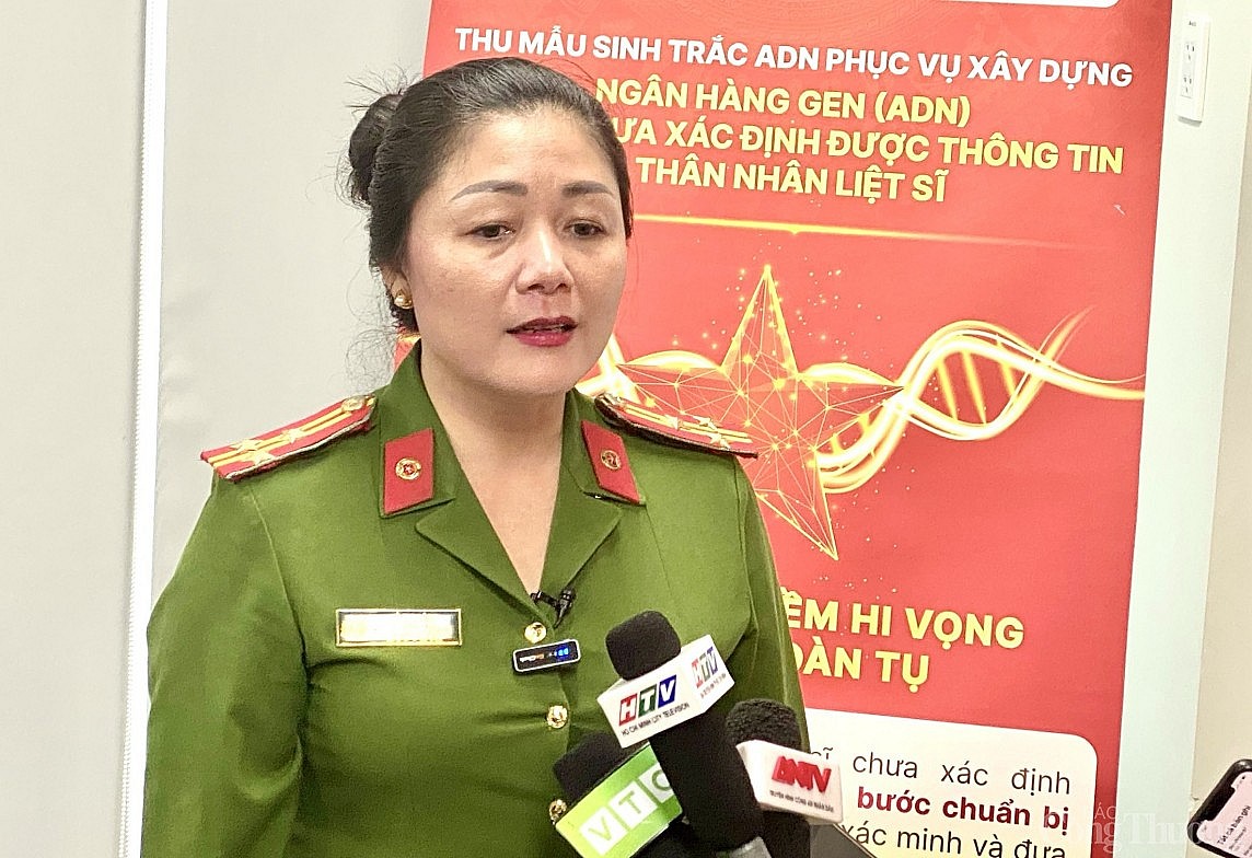 Xúc động buổi thu nhận ADN cho 30 thân nhân liệt sĩ tại TP. Hồ Chí Minh