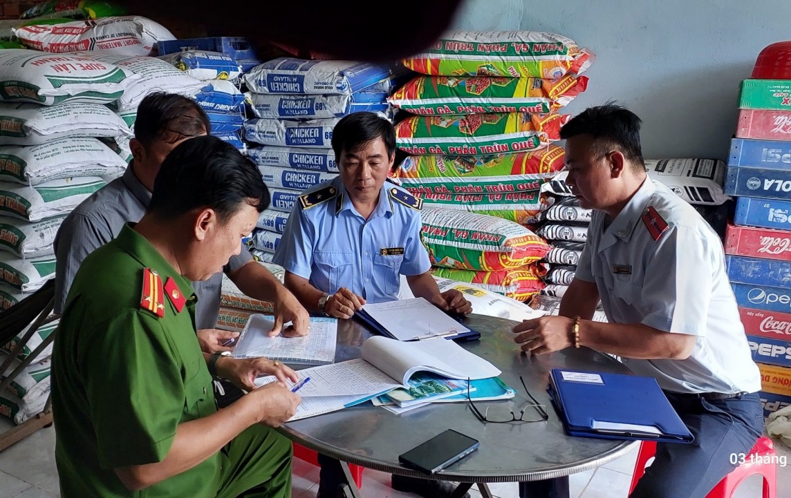 Vĩnh Long: Phát hiện 34 vụ vi phạm, xử phạt hành chính hơn 186 triệu đồng Vĩnh Long: Phát hiện 34 vụ vi phạm, xử phạt hành chính hơn 186 triệu đồng