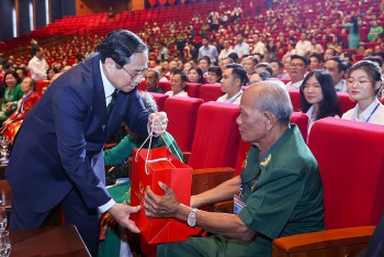 ''Đền ơn đáp nghĩa’': Nét đẹp văn hóa truyền thống của dân tộc
