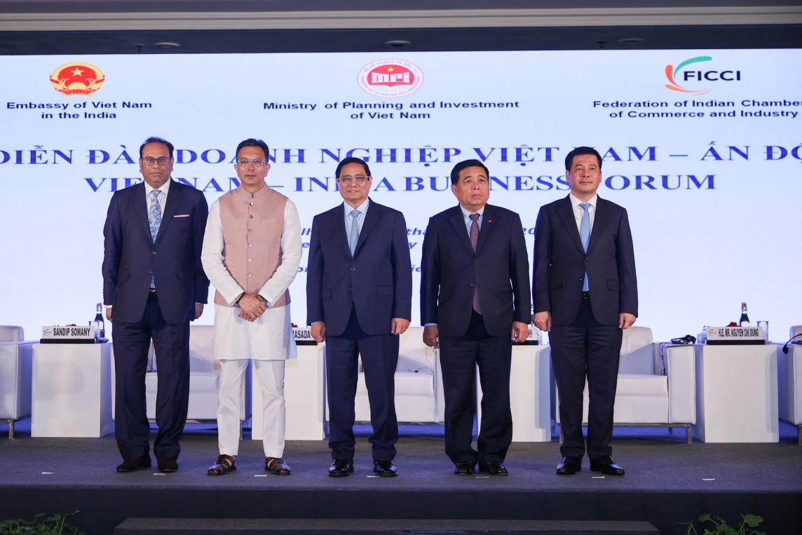 Khuyến khích doanh nghiệp Ấn Độ đầu tư vào năng lượng tái tạo, hydrogen, công nghệ sinh học Khuyến khích doanh nghiệp Ấn Độ đầu tư vào năng lượng tái tạo, hydrogen, công nghệ sinh học