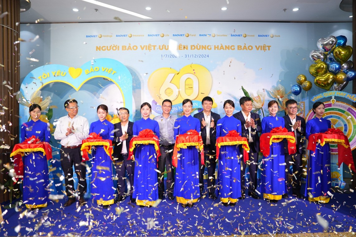 Tập đoàn Bảo Việt (BVH): Lợi nhuận sau thuế hợp nhất 6 tháng đầu năm tăng trưởng 9,3% Tập đoàn Bảo Việt (BVH): Lợi nhuận sau thuế hợp nhất 6 tháng đầu năm tăng trưởng 9,3%