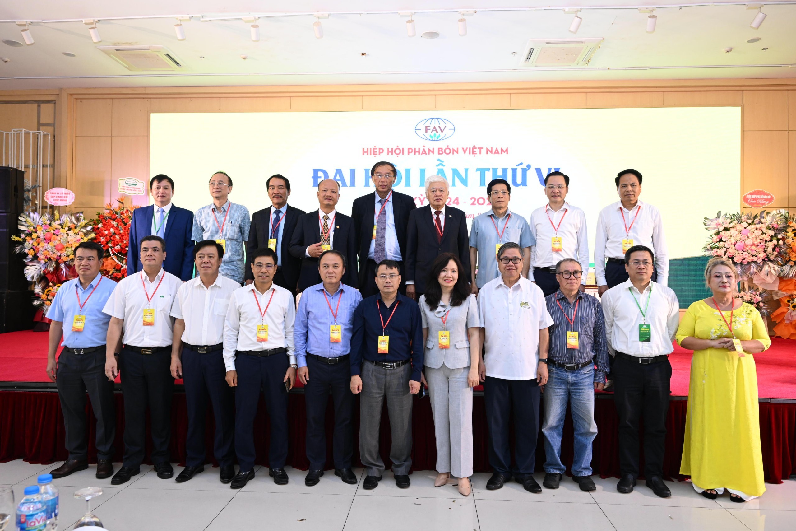 Hiệp hội Phân bón Việt Nam nhiệm kỳ VI (2024 - 2029) ra mắt nhiệm kỳ mới. Hiệp hội Phân bón Việt Nam nhiệm kỳ VI (2024 - 2029) ra mắt nhiệm kỳ mới.