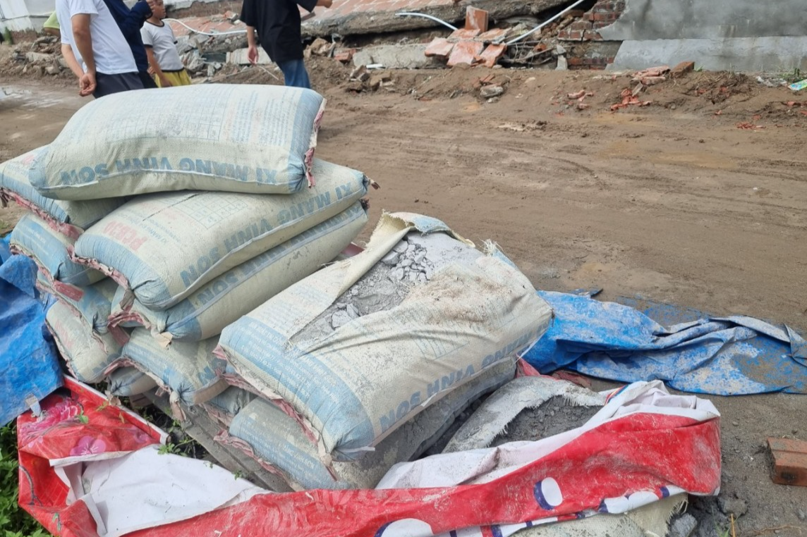 Hà Nội: Hé lộ thông tin mới nhất về vụ sập tường ở đình làng 24 tỷ đồng Hà Nội: Hé lộ thông tin mới nhất về vụ sập tường ở đình làng 24 tỷ đồng