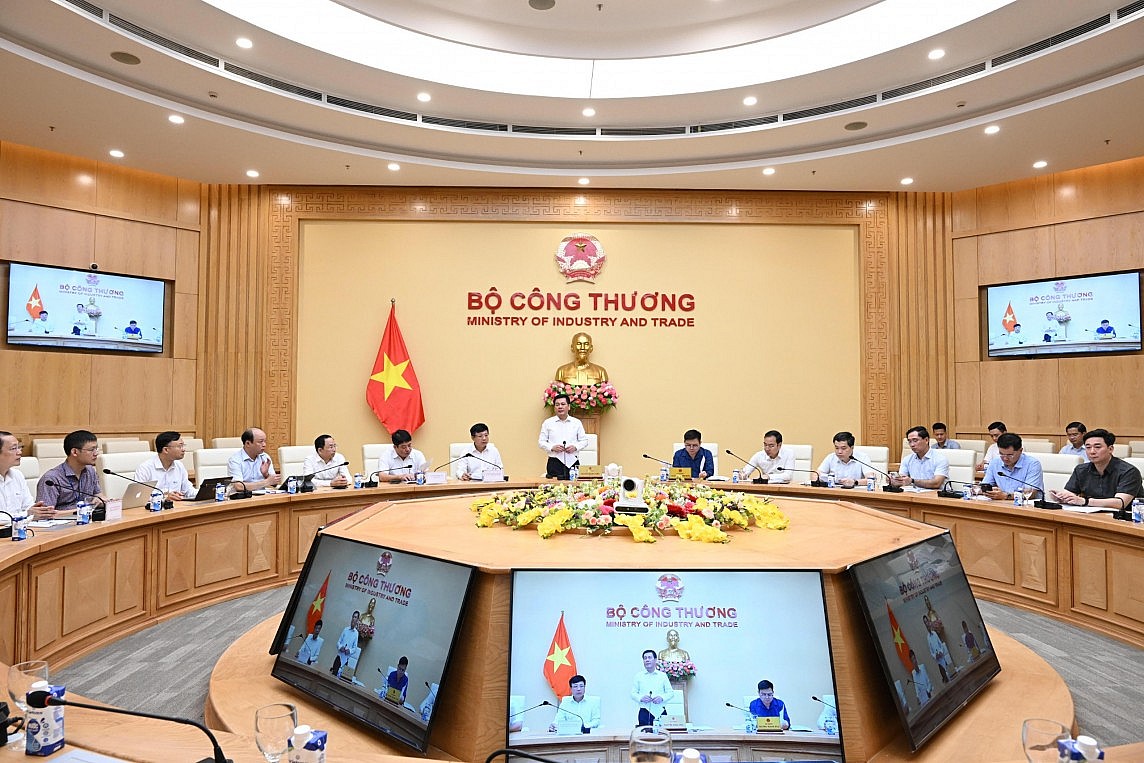 Bộ Công Thương nhanh chóng hoàn thiện khung khổ pháp lý liên quan đến điều độ, vận hành hệ thống điện quốc gia và thị trường điện Bộ Công Thương nhanh chóng hoàn thiện khung khổ pháp lý liên quan đến điều độ, vận hành hệ thống điện quốc gia và thị trường điện