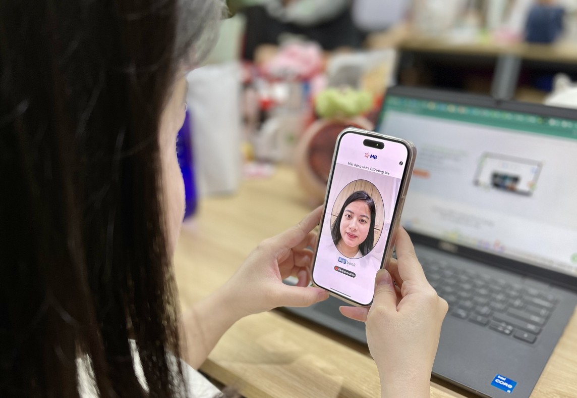 Có 76% người dùng được khảo sát đã thực hiện cài đặt xác thực sinh trắc học Có 76% người dùng được khảo sát đã thực hiện cài đặt xác thực sinh trắc học