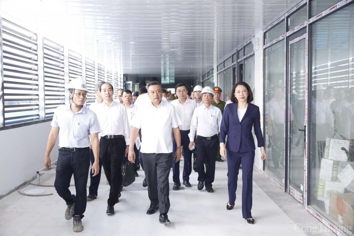 Chủ tịch UBND thành phố Hà Nội kiểm tra một số dự án trọng điểm Chủ tịch UBND thành phố Hà Nội kiểm tra một số dự án trọng điểm