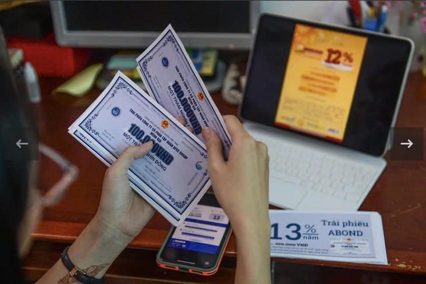 Các ngân hàng đang đẩy mạnh phát hành trái phiếu nhằm củng cố nguồn vốn trung và dài hạn Các ngân hàng đang đẩy mạnh phát hành trái phiếu nhằm củng cố nguồn vốn trung và dài hạn