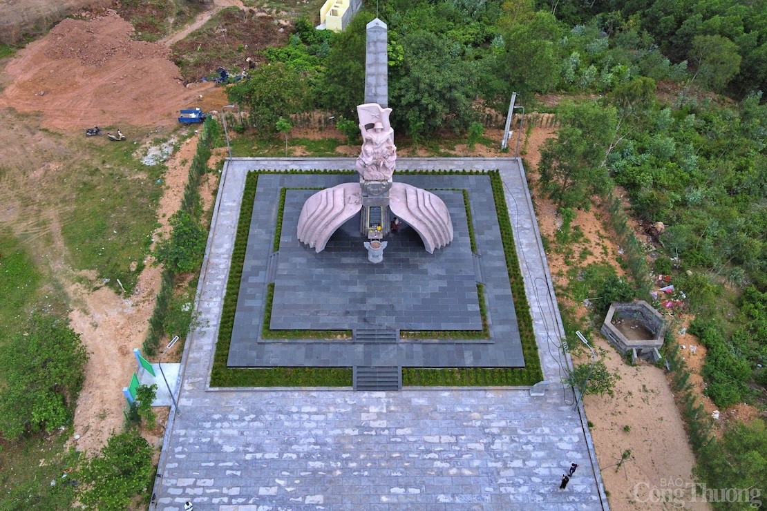 Tượng đài chiến thắng Thượng Đức ngày nay. Tượng đài chiến thắng Thượng Đức ngày nay.