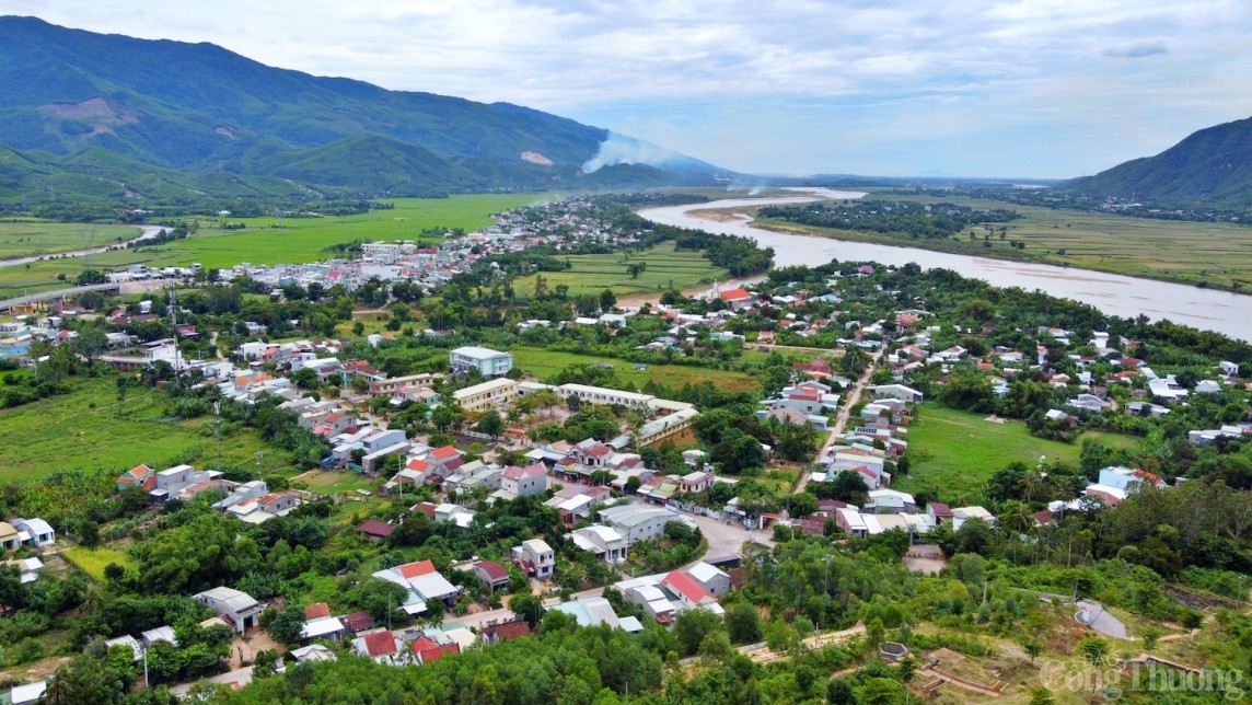 Về Thượng Đức anh hùng Về Thượng Đức anh hùng