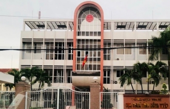 Đồng Tháp: Bị phong tỏa tài khoản vì nợ thuế 400 nghìn đồng