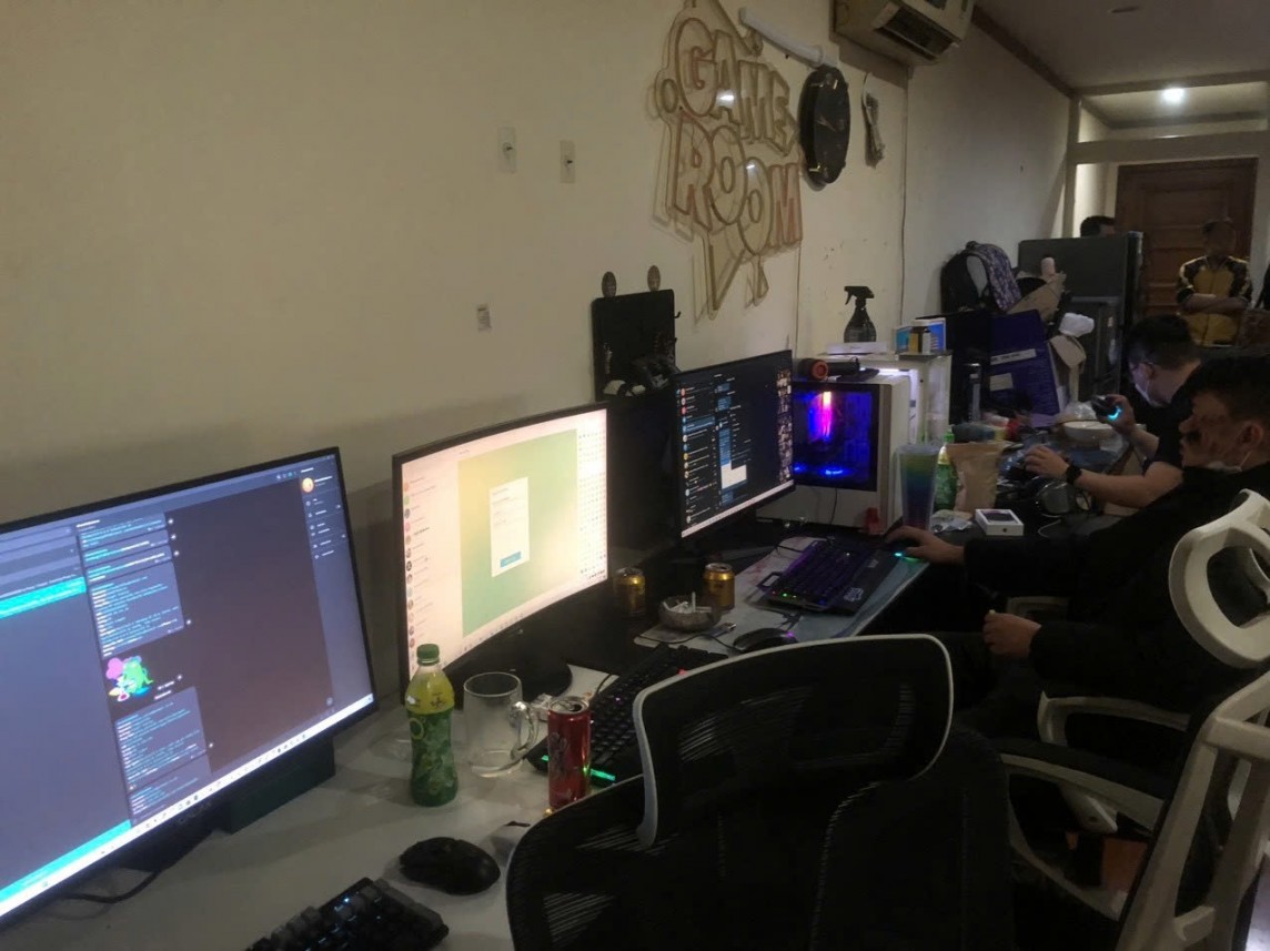 Các thiết bị để trộm sử dụng để trộm tài khoản facebook Các thiết bị để trộm sử dụng để trộm tài khoản facebook