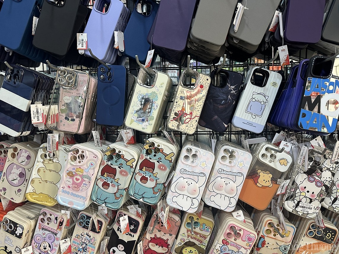 Hệ thống A Mẫn Sài Gòn công khai bán hàng nhái giá siêu rẻ