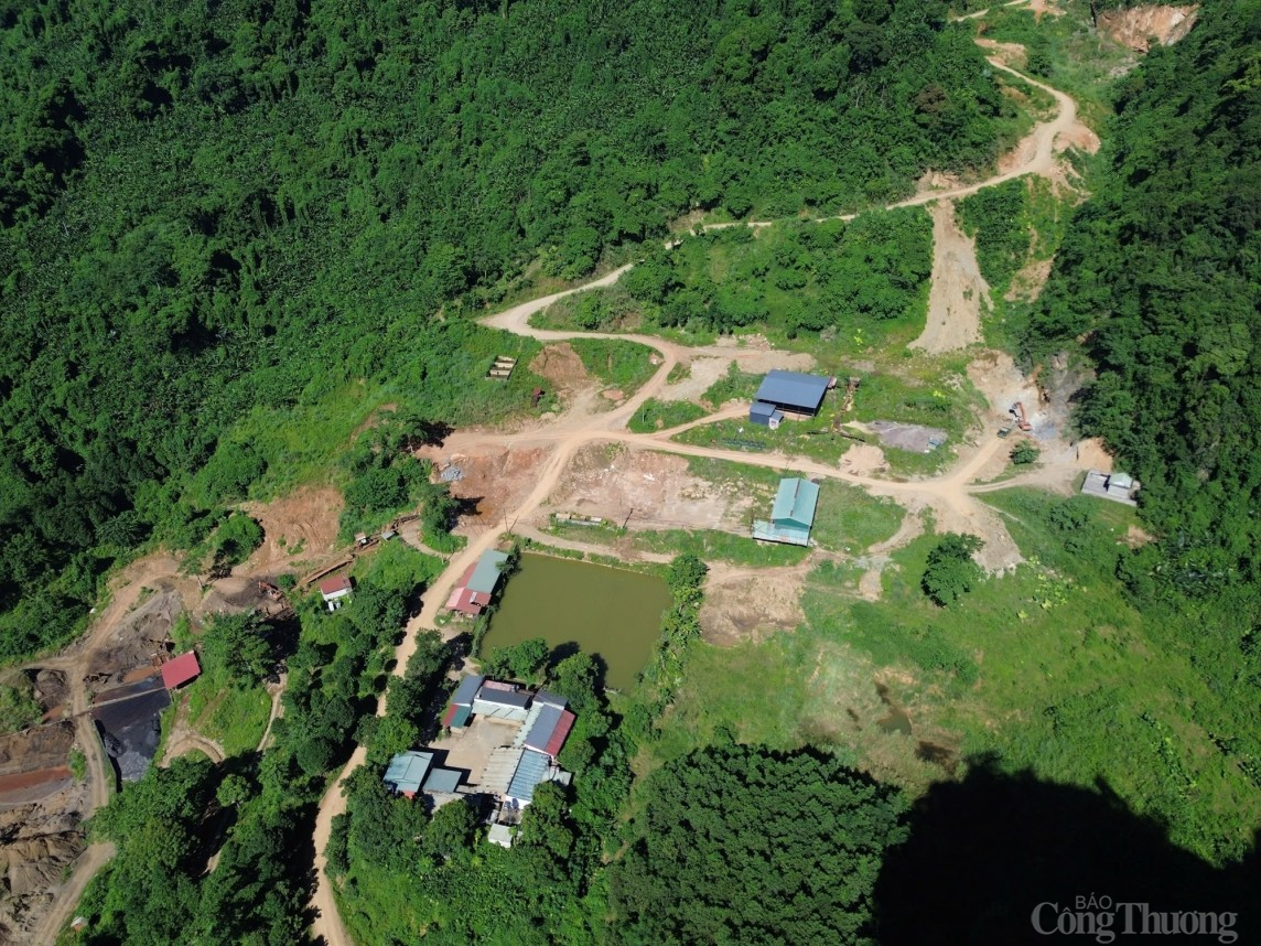 quặng kim phát thanh hóa