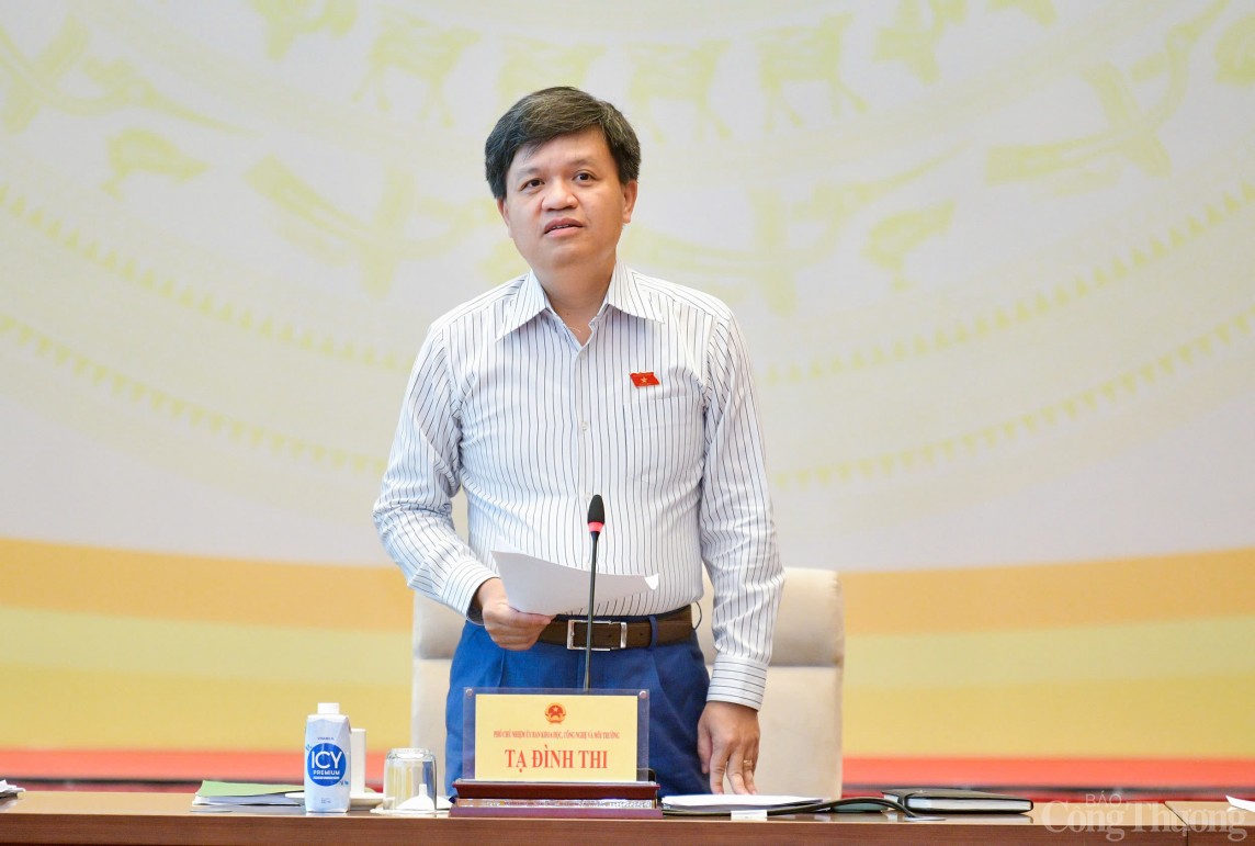 Phó Chủ nhiệm Ủy ban Khoa học, Công nghệ và Môi trường Tạ Đình Thi phát biểu khai mạc hội thảo Phó Chủ nhiệm Ủy ban Khoa học, Công nghệ và Môi trường Tạ Đình Thi phát biểu khai mạc hội thảo