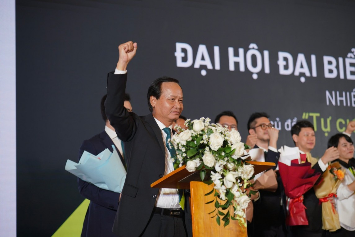 Ông Phùng Quốc Mẫn – Tân Chủ tịch Hội Mỹ nghệ & Chế biến gỗ TP.HCM