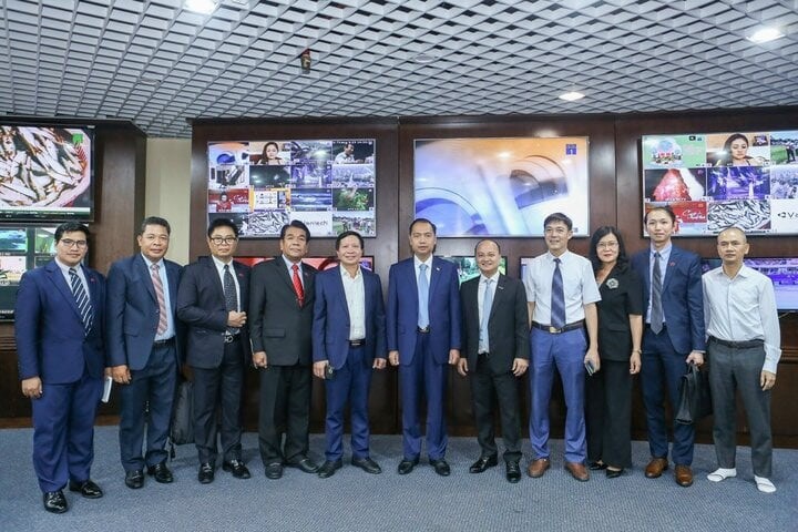 Hành trình 2 thập kỷ những "cánh sóng" truyền hình VTC Hành trình 2 thập kỷ những "cánh sóng" truyền hình VTC