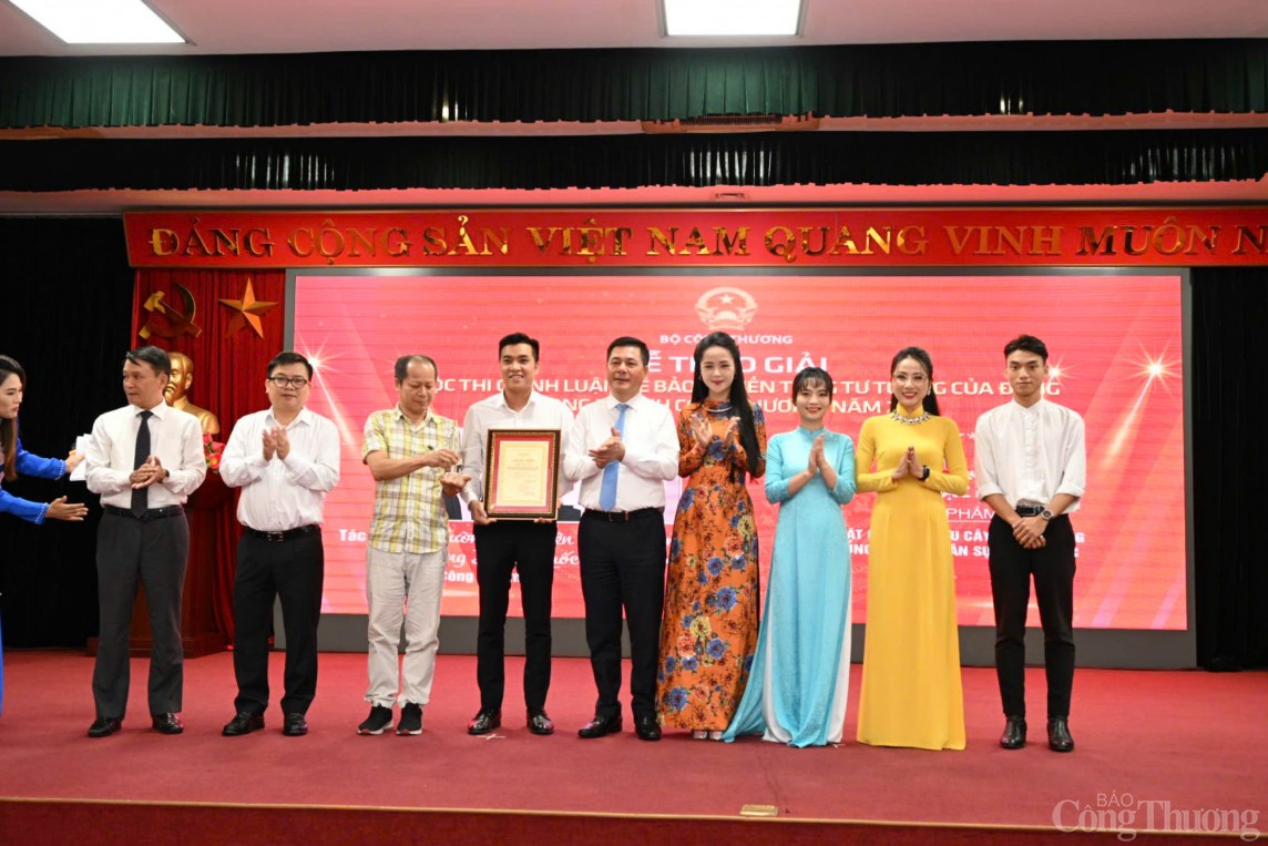 Danh sách tập thể, cá nhân đạt giải Cuộc thi chính luận về bảo vệ nền tảng tư tưởng ngành Công Thương Danh sách tập thể, cá nhân đạt giải Cuộc thi chính luận về bảo vệ nền tảng tư tưởng ngành Công Thương