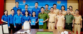 Lào Cai: Ký kết chương trình phối hợp tuyên truyền đảm bảo trật tự, an toàn giao thông trong thanh, thiếu nhi