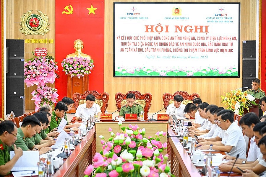 Nghệ An: Phối hợp bảo vệ an ninh Quốc gia, đảm bảo trật tự an toàn xã hội trong ngành điện lực Nghệ An: Phối hợp bảo vệ an ninh Quốc gia, đảm bảo trật tự an toàn xã hội trong ngành điện lực