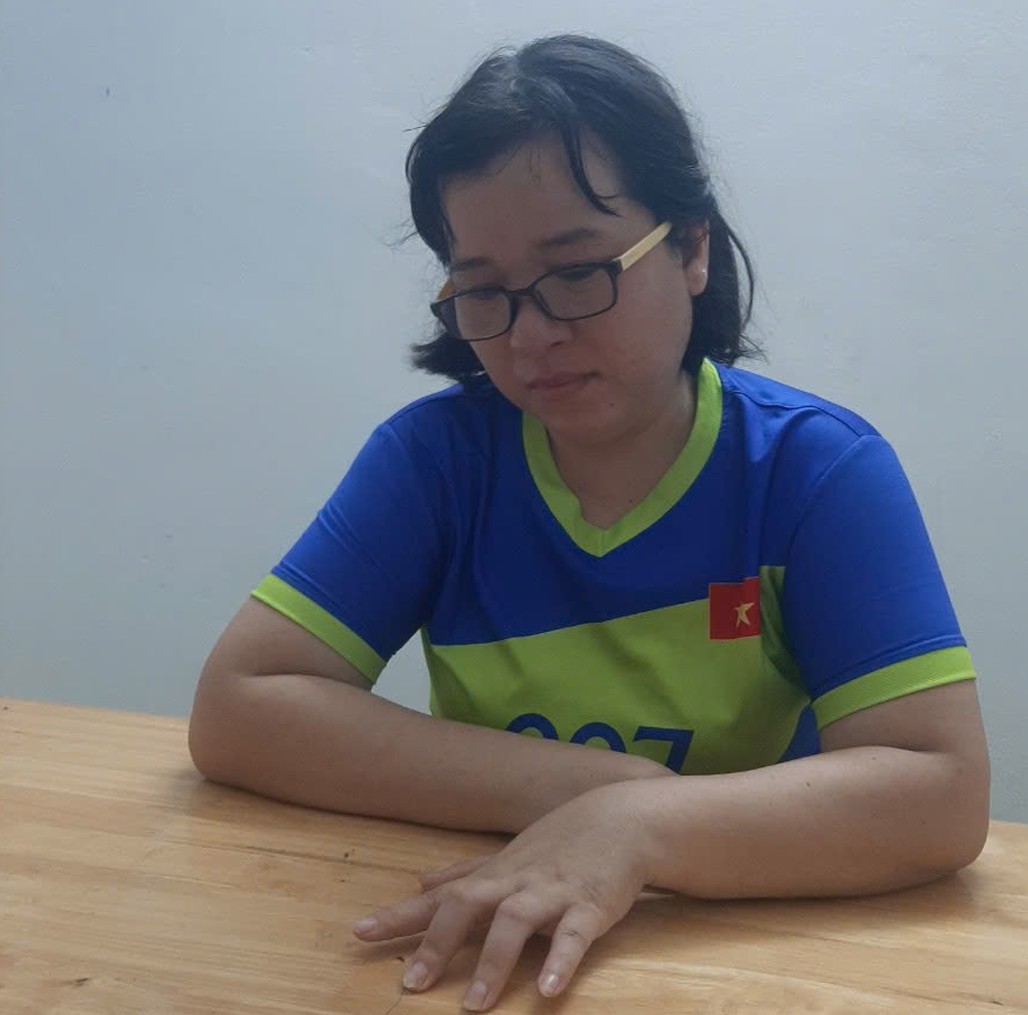 Trương Thị Tường Vi lừa đảo chiếm đoạt tài sản hơn 263 triệu đồng để sử dụng mục đích cá nhân Trương Thị Tường Vi lừa đảo chiếm đoạt tài sản hơn 263 triệu đồng để sử dụng mục đích cá nhân