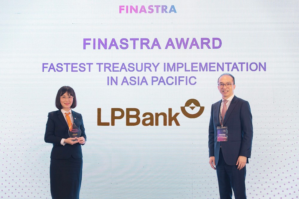 LPBank được vinh danh ngân hàng “Triển khai hệ thống Kondor Treasury nhanh nhất châu Á - Thái Bình Dương” LPBank được vinh danh ngân hàng “Triển khai hệ thống Kondor Treasury nhanh nhất châu Á - Thái Bình Dương”