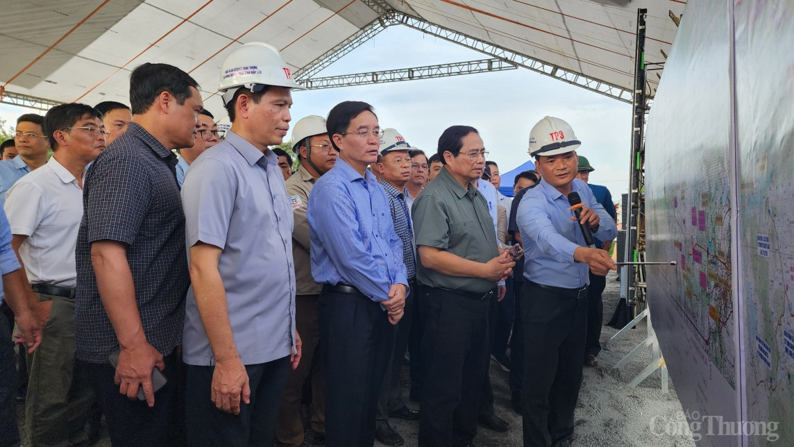 Cả nước phấn đấu năm 2025 khai thác 3.000 km đường cao tốc