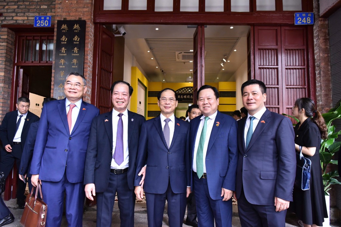 Tổng Bí thư, Chủ tịch nước Tô Lâm thăm cấp Nhà nước tới Trung Quốc: Tiếp nối dòng chảy lịch sử Tổng Bí thư, Chủ tịch nước Tô Lâm thăm cấp Nhà nước tới Trung Quốc: Tiếp nối dòng chảy lịch sử