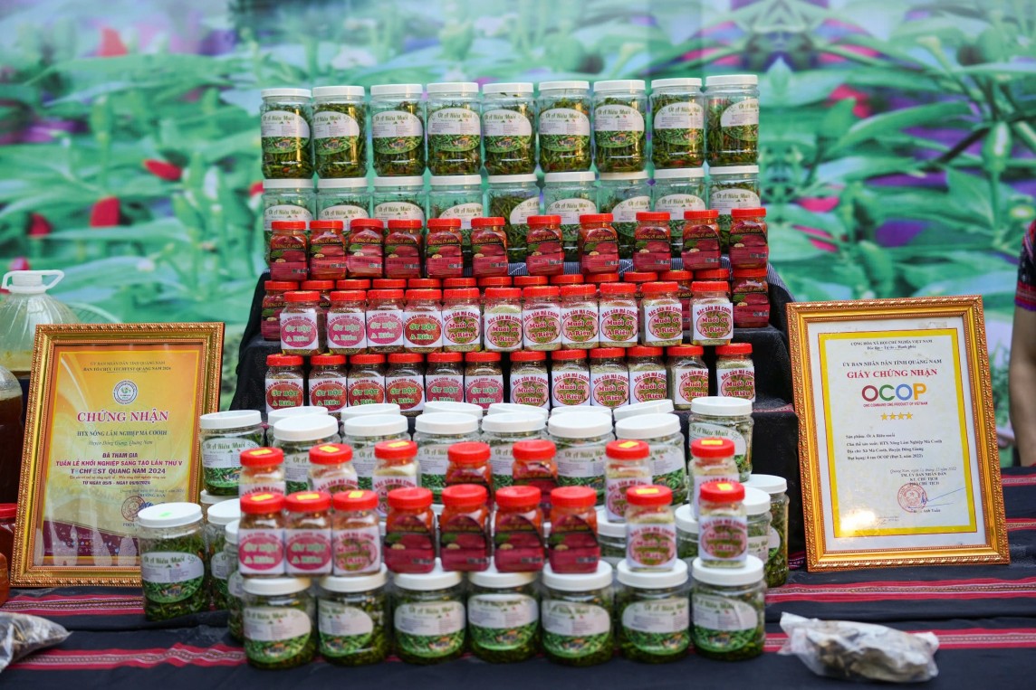 Xúc tiến thương mại ớt A Riêu - Đặc sản miền núi Quảng Nam Xúc tiến thương mại ớt A Riêu - Đặc sản miền núi Quảng Nam