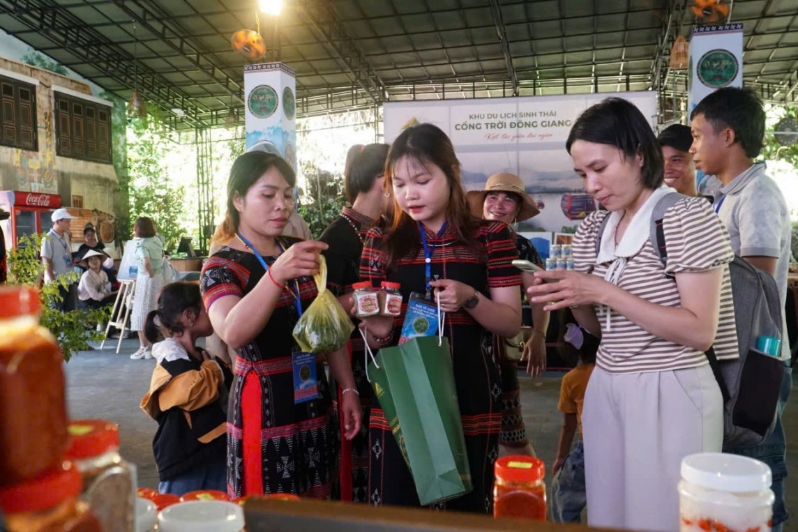 Xúc tiến thương mại ớt A Riêu - Đặc sản miền núi Quảng Nam Xúc tiến thương mại ớt A Riêu - Đặc sản miền núi Quảng Nam