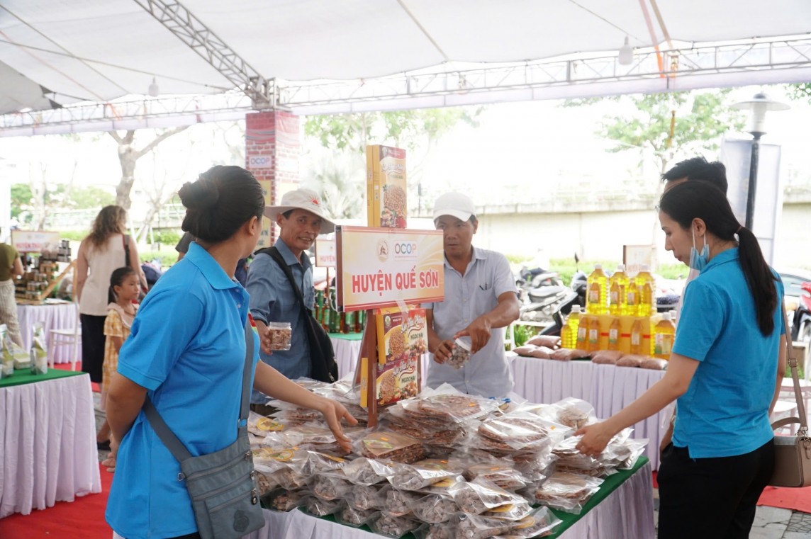 Xúc tiến thương mại ớt A Riêu - Đặc sản miền núi Quảng Nam Xúc tiến thương mại ớt A Riêu - Đặc sản miền núi Quảng Nam