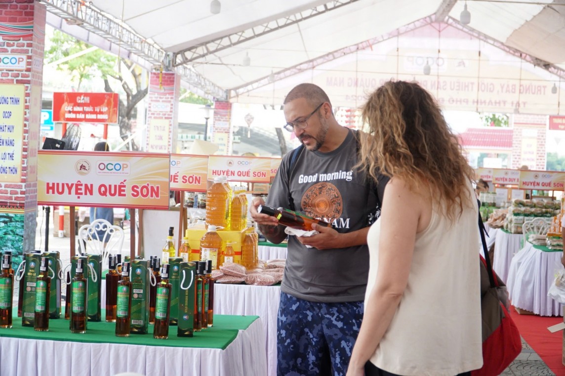 Xúc tiến thương mại ớt A Riêu - Đặc sản miền núi Quảng Nam Xúc tiến thương mại ớt A Riêu - Đặc sản miền núi Quảng Nam