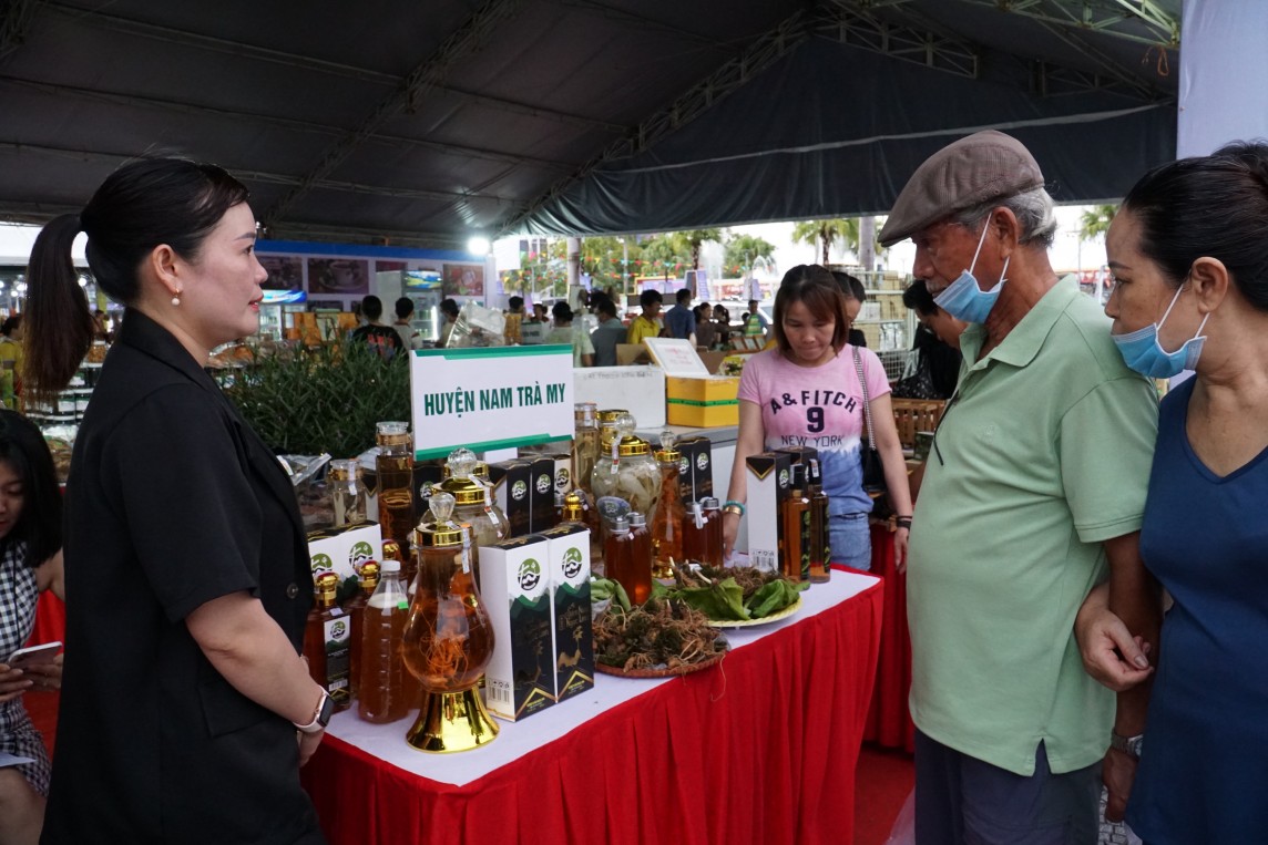 Xúc tiến thương mại ớt A Riêu - Đặc sản miền núi Quảng Nam Xúc tiến thương mại ớt A Riêu - Đặc sản miền núi Quảng Nam