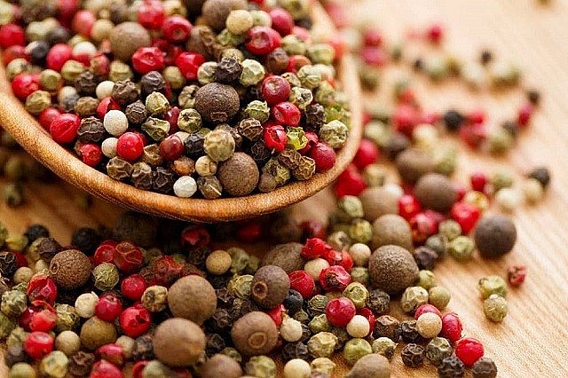 mục tiêu xuất khẩu tỷ đô của ngành hồ tiêu năm nay hoàn toàn khả thi. mục tiêu xuất khẩu tỷ đô của ngành hồ tiêu năm nay hoàn toàn khả thi.