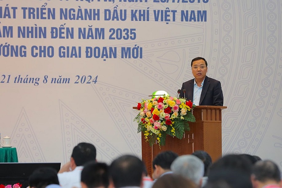 Hội nghị Quán triệt và triển khai Kết luận 76-KL/TW của Bộ Chính trị về định hướng chiến lược dầu khí Hội nghị Quán triệt và triển khai Kết luận 76-KL/TW của Bộ Chính trị về định hướng chiến lược dầu khí